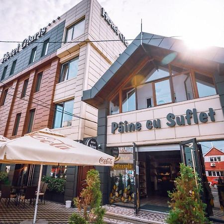 Hotel Glaris Tirgu Frumos Bagian luar foto