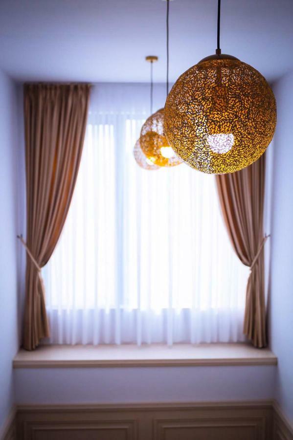 Hotel Glaris Tirgu Frumos Bagian luar foto